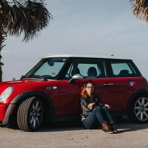 Meet your Posher, Leah